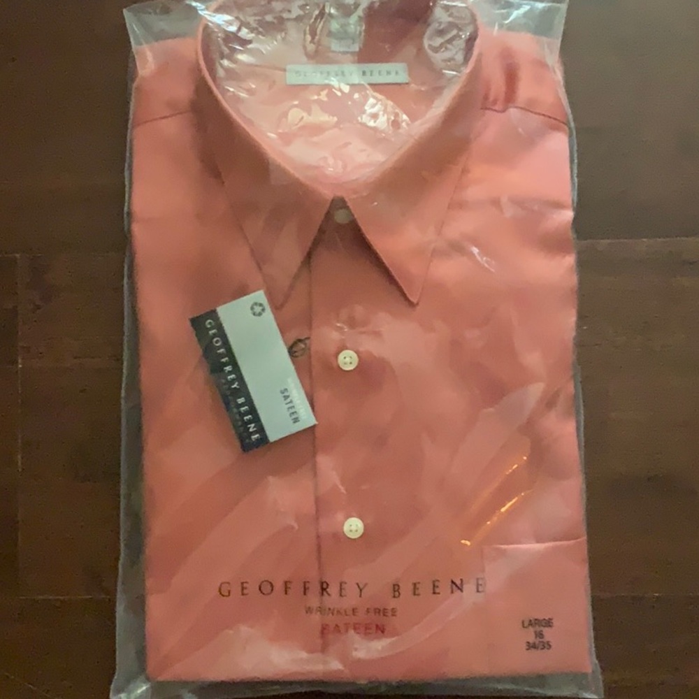 Men’s dress shirt size 16 34/35